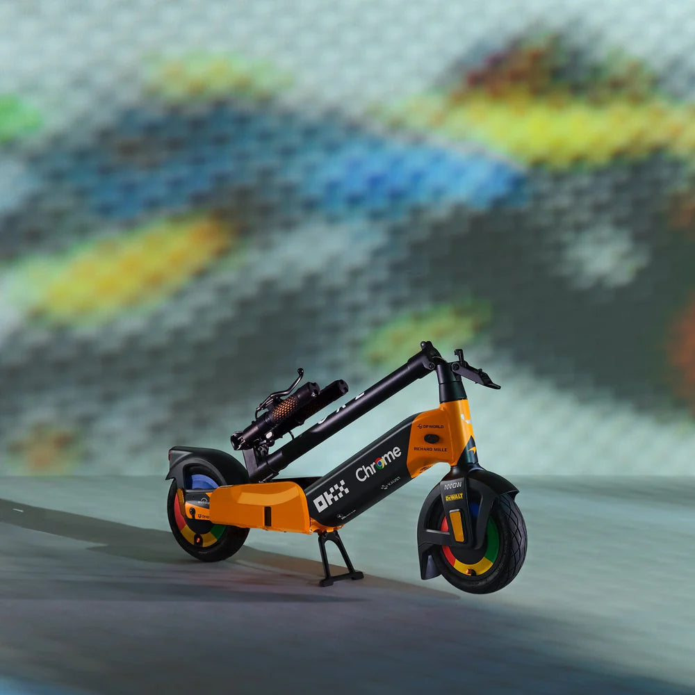 Pure x McLaren MCL38 image 2
